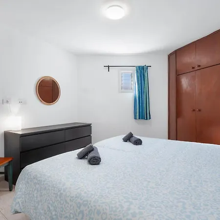 Flores 1e Costa Adeje (Tenerife)