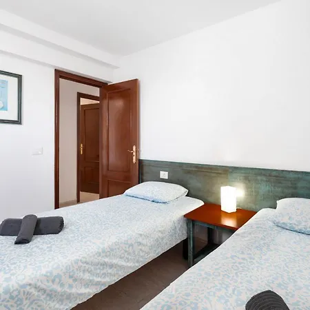 Flores 1e Appartement *