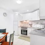 Flores 1e Apartament