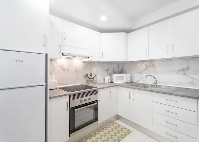 Flores 1e * 阿德耶